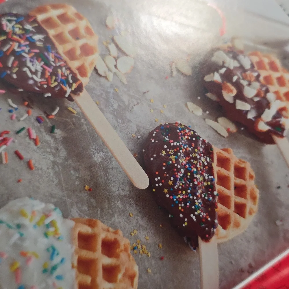 Compact Pink Waffle Maker, Mini Heart Maker, Dash, NIB